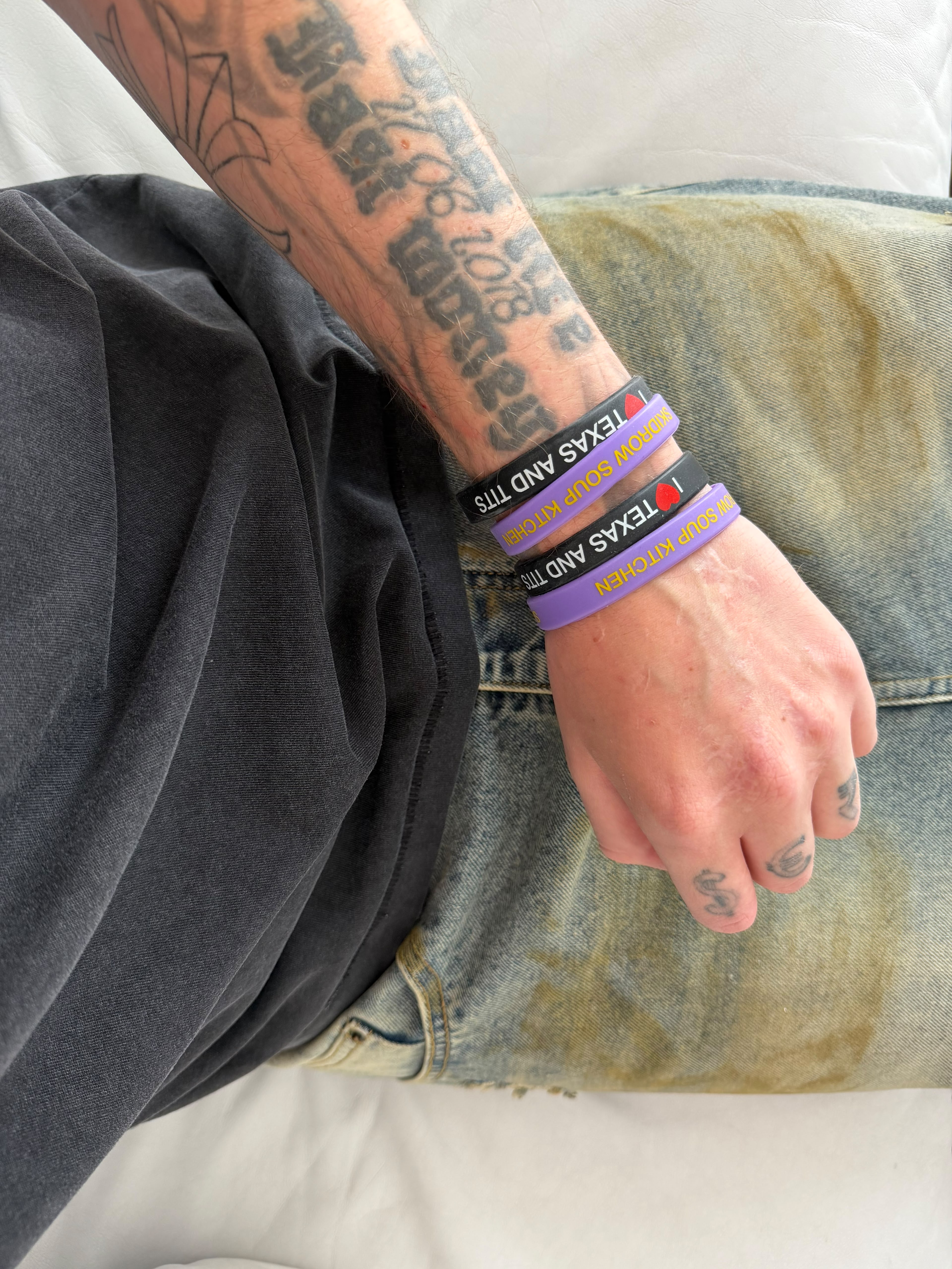 SILICONE WRISTBANDS